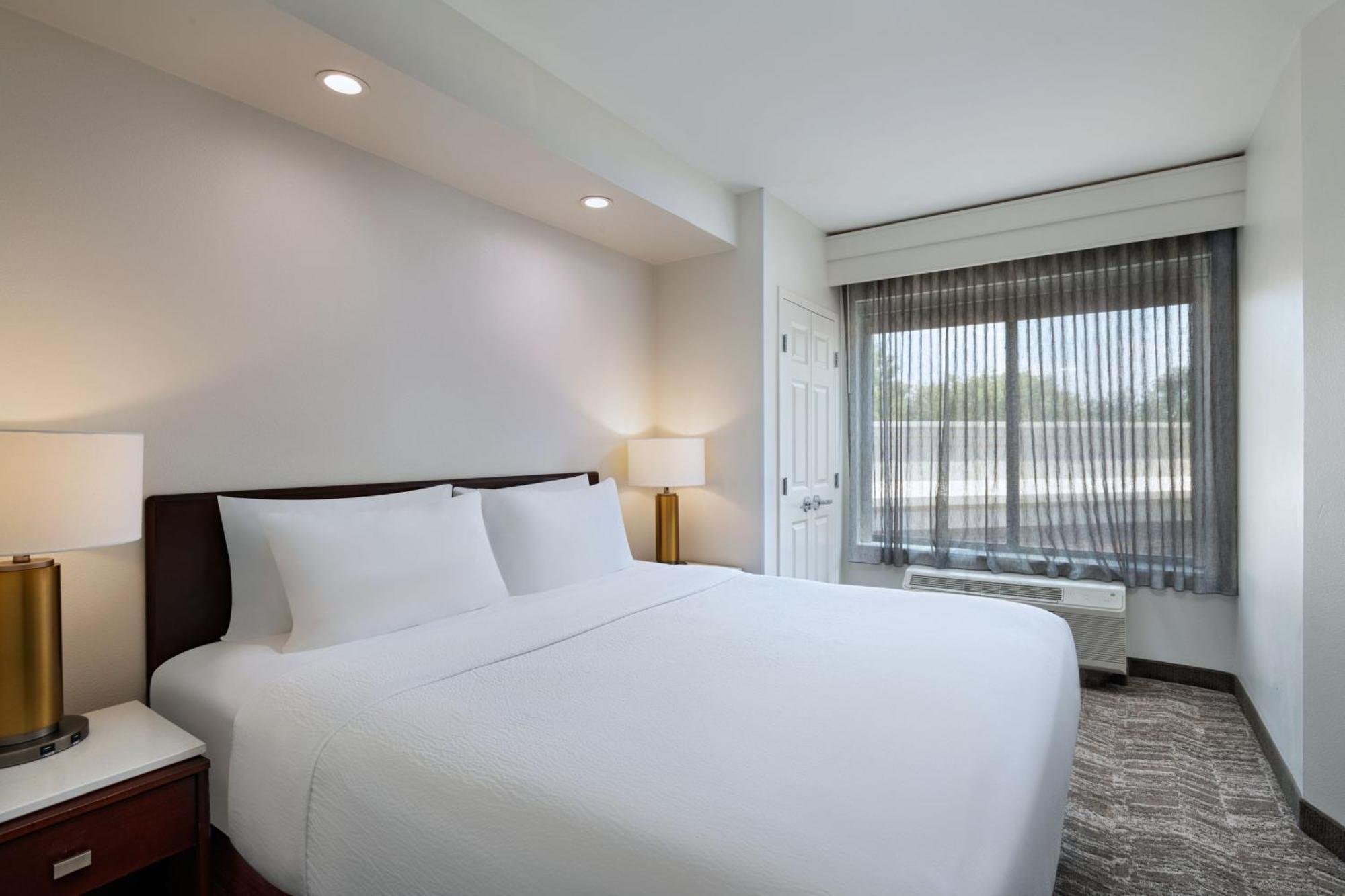 Springhill Suites By Marriott Dallas Dfw Airport East Las Colinas Irving Luaran gambar